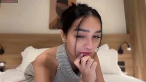 Snapshot of _agatha69_ chatting on November 23, 1:49 am agatha online show from November 23, 1:49 am