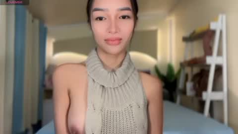 Snapshot of _agatha69_ chatting on December 17, 2:39 am agatha online show from December 17, 2:39 am