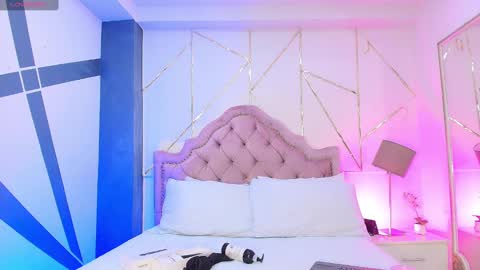 Snapshot of _agathaargent chatting on January 18, 8:52 am Agatha online show from January 18, 8:52 am