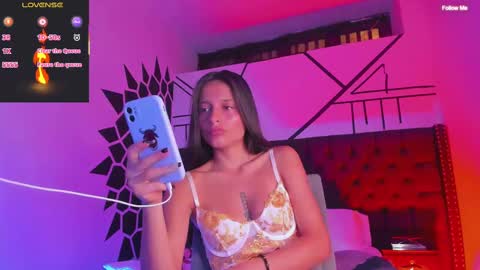 Snapshot of _agathaargent chatting on February 13, 8:06 am Agatha online show from February 13, 8:06 am