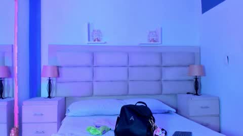 Snapshot of _agathaargent chatting on October 29, 4:26 am Agatha online show from October 29, 4:26 am