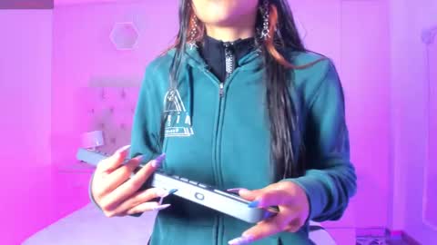 Snapshot of _agathaargent chatting on November 3, 4:14 am Agatha online show from November 3, 4:14 am