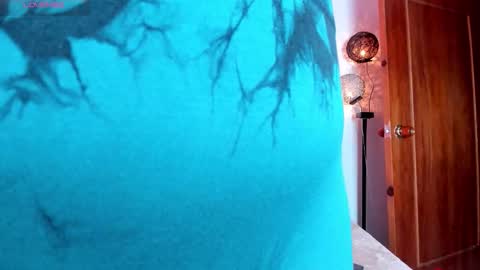 _aithanaa_ online show from November 15, 7:43 pm