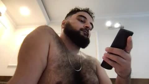 Snapshot of _alan_bear_ chatting on April 5, 4:09 am Alan online show from April 5, 4:09 am