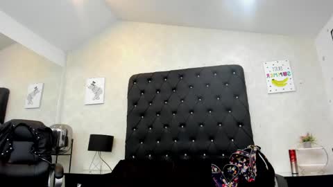 Snapshot of _alana_johnson chatting on May 16, 1:13 am _alana_johnson online show from May 16, 1:13 am