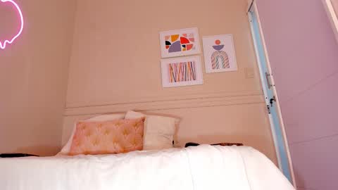 _aleja_x online show from September 18, 12:07 pm