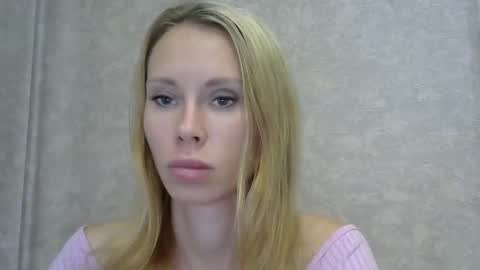 _alex1819 online show from September 19, 7:32 am