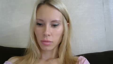 _alex1819 online show from September 26, 7:23 am