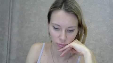 _alex1819 online show from February 26, 7:40 am