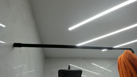 Snapshot of _alex_madrid_ chatting on May 19, 4:24 pm Alex online show from May 19, 4:24 pm