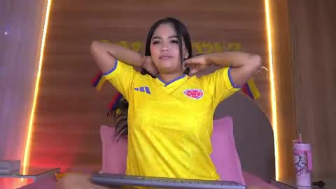 Snapshot of _alexaa_20 chatting on July 3, 12:22 pm Alexa online show from July 3, 12:22 pm