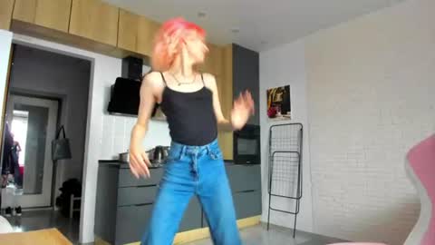 Snapshot of _alice_kitty chatting on June 11, 10:46 am Gaylord online show from June 11, 10:46 am