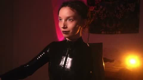 Snapshot of _alicemorrison_ chatting on August 3, 6:22 pm Alice Morrison Mistress Datura online show from August 3, 6:22 pm