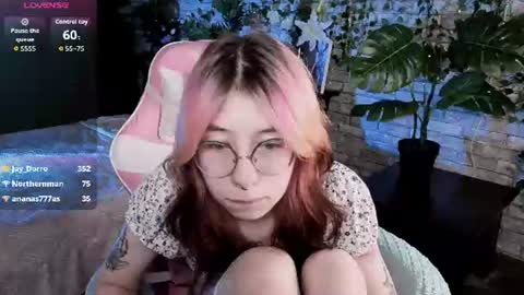 Snapshot of _alicenyx chatting on July 16, 1:44 am Alice online show from July 16, 1:44 am