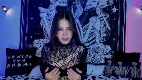 _alicesasha_ online show from February 8, 7:23 am