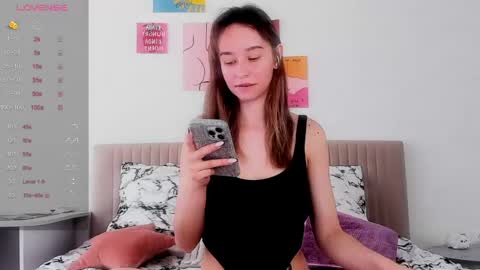 Snapshot of _alissaa_ chatting on April 21, 8:42 am Alice online show from April 21, 8:42 am