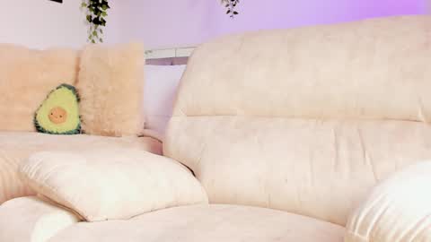 Snapshot of _alissonrose chatting on December 16, 4:05 pm Karo online show from December 16, 4:05 pm