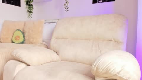 Snapshot of _alissonrose chatting on December 23, 4:06 pm Karo online show from December 23, 4:06 pm