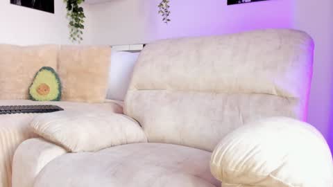 Snapshot of _alissonrose chatting on January 29, 4:19 pm Karo online show from January 29, 4:19 pm