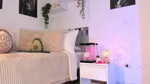 Snapshot of _alissonrose chatting on September 23, 10:02 pm Karo online show from September 23, 10:02 pm