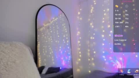 Snapshot of _allisongomez chatting on May 11, 11:02 pm _allisongomez online show from May 11, 11:02 pm