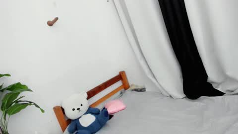 Thea online show from December 20, 8:32 am