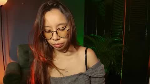 Ana  online show from February 18, 3:08 pm