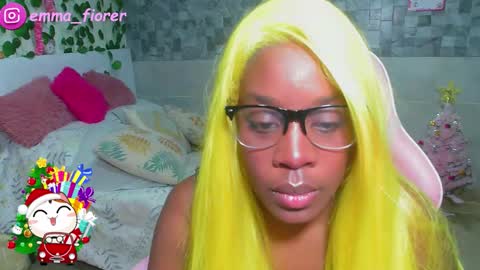 Snapshot of _amy_rojas_ chatting on December 15, 11:20 pm ask me online show from December 15, 11:20 pm