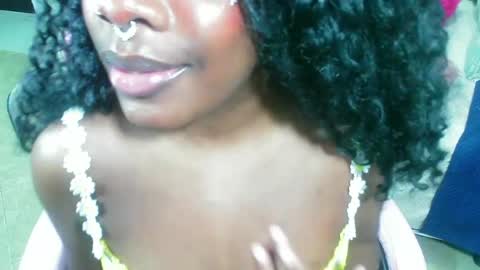 Snapshot of _amy_rojas_ chatting on June 19, 5:12 am ask me online show from June 19, 5:12 am