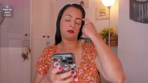 Snapshot of _anaruiz chatting on June 15, 5:37 pm Ana Ruiz online show from June 15, 5:37 pm