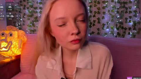 Snapshot of _angeldust_1 chatting on May 18, 2:18 am Emily online show from May 18, 2:18 am