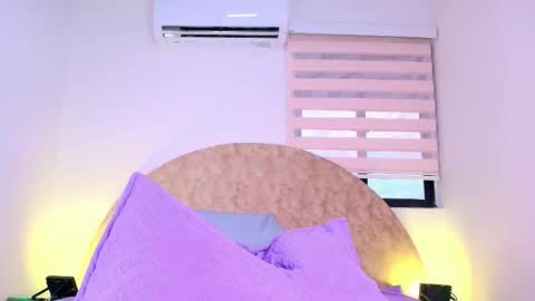 Any online show from November 25, 7:25 pm