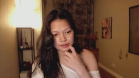 Snapshot of _ann1e_ chatting on June 4, 4:57 pm annie . online show from June 4, 4:57 pm