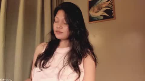 Snapshot of _ann1e_ chatting on July 21, 3:03 pm annie . online show from July 21, 3:03 pm