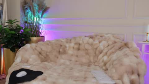 Snapshot of _anna_bloom chatting on May 4, 7:32 pm Anna online show from May 4, 7:32 pm