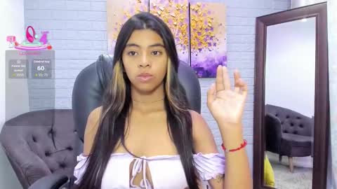 Snapshot of _anna_maria chatting on November 5, 7:58 pm online show from November 5, 7:58 pm