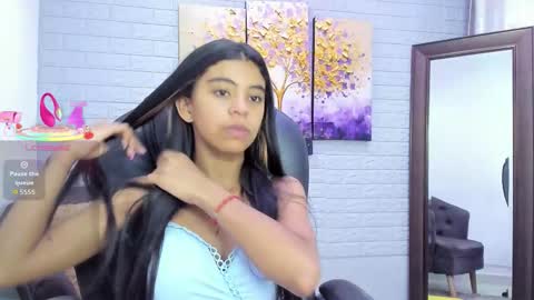 Snapshot of _anna_maria chatting on November 21, 7:34 pm online show from November 21, 7:34 pm