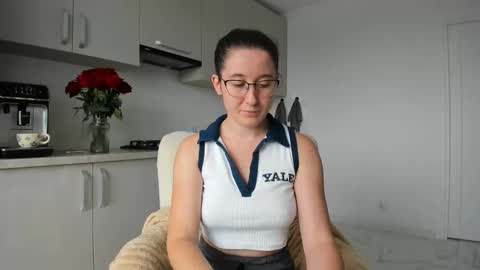 Anna online show from October 4, 11:08 am