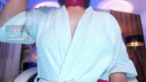 Snapshot of _anna_parker_ chatting on February 5, 1:37 am Ana online show from February 5, 1:37 am