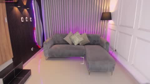 Snapshot of _anna_parker_ chatting on November 18, 7:29 pm Ana online show from November 18, 7:29 pm