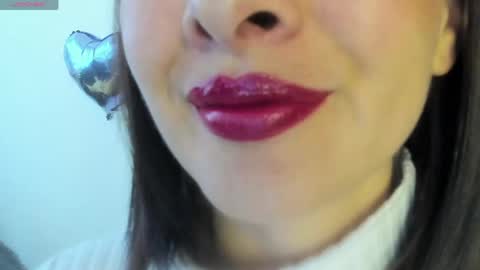 Snapshot of _antomouth_paradise chatting on June 4, 4:46 pm antonia online show from June 4, 4:46 pm