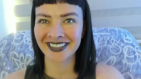 antonia online show from July 31, 4:50 pm