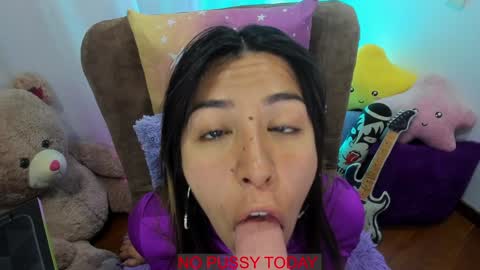 Snapshot of _antonella_dreams chatting on January 12, 10:43 pm _antonella_dreams online show from January 12, 10:43 pm