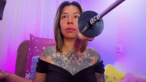 Snapshot of _antonella_dreams chatting on October 6, 8:01 am _antonella_dreams online show from October 6, 8:01 am