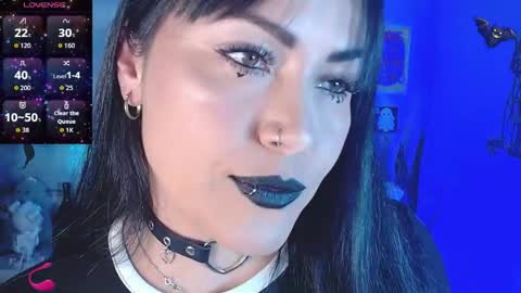 Snapshot of _any_ducan_ chatting on June 4, 1:11 am Angie online show from June 4, 1:11 am