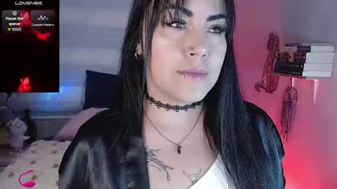 Snapshot of _any_ducan_ chatting on July 14, 9:47 am Angie online show from July 14, 9:47 am