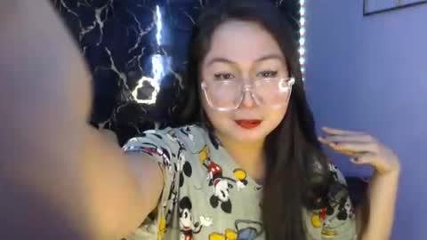 Snapshot of _arah chatting on January 17, 2:16 am arah online show from January 17, 2:16 am