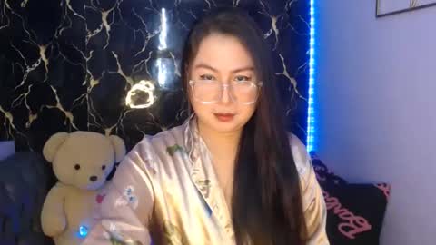 Snapshot of _arah chatting on January 19, 2:04 am arah online show from January 19, 2:04 am