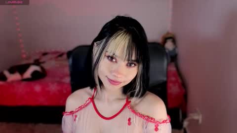 Snapshot of _ariiaa_ chatting on November 28, 12:35 am Aria online show from November 28, 12:35 am