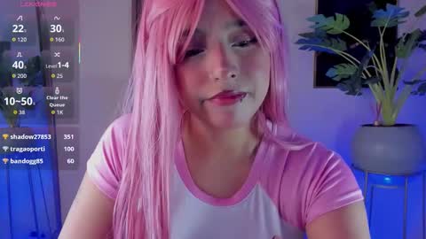   online show from November 22, 1:43 pm